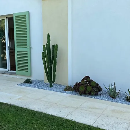 Bord De Avec Piscine Privee アパート