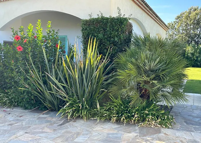 Bord De Avec Piscine Privee * פורטיסיו