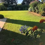 Bord De Avec Piscine Privee *