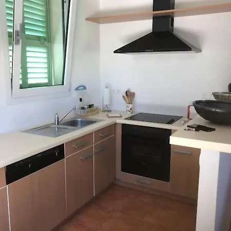 Bord De Avec Piscine Privee